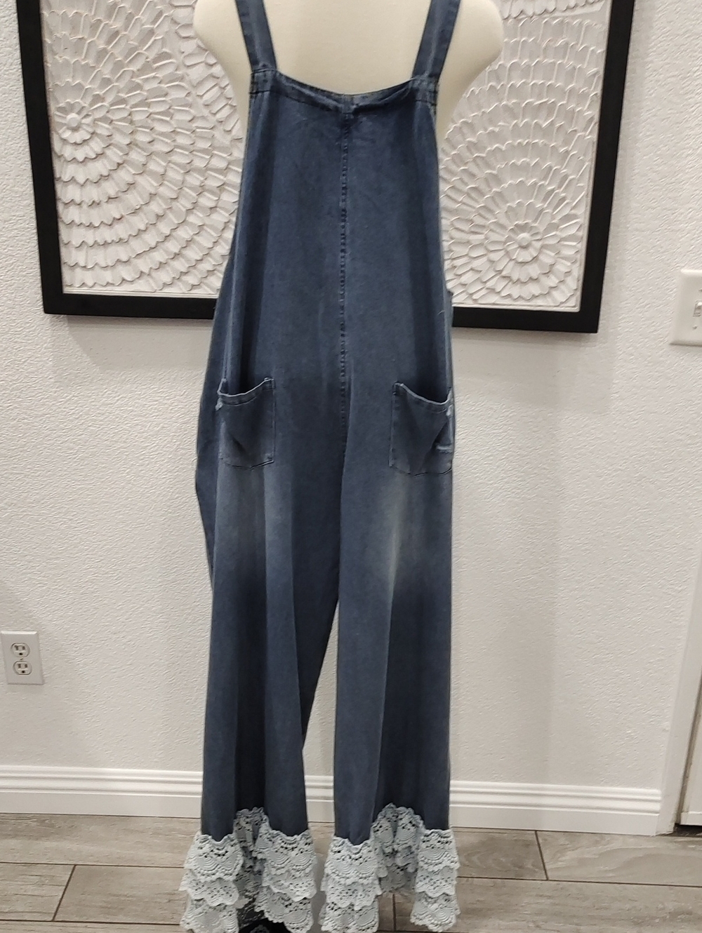 Boho crochet Ruffle Distressed Overalls - Picture 5 of 7